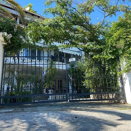 Haus Renate Apartment *